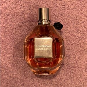 Viktor & Rolf Flowerbomb